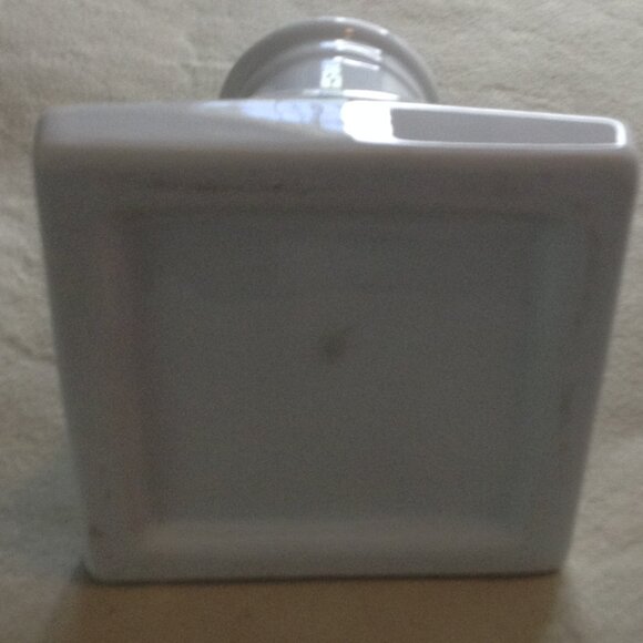 2 pc Pedestal and Basket, Woven (Reticulated) Porcelain, Glossy, Applied Roses - Picture 6 of 9